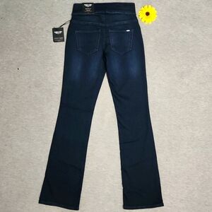 RARE! Vera Wang Stretch High-Rise Elastic-Waist Pull-On Bootcut Dark Denim Jeans